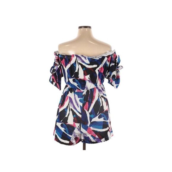 NWT Shoedazzle Abstract Print Off Shoulder Romper - Medium - Picture 3 of 11